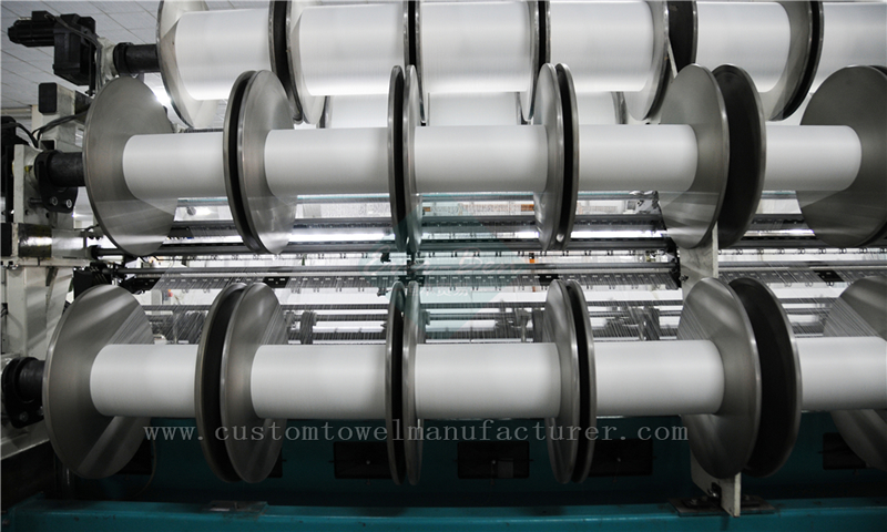 China Custom light travel towel Weaving Factory machine Exporter